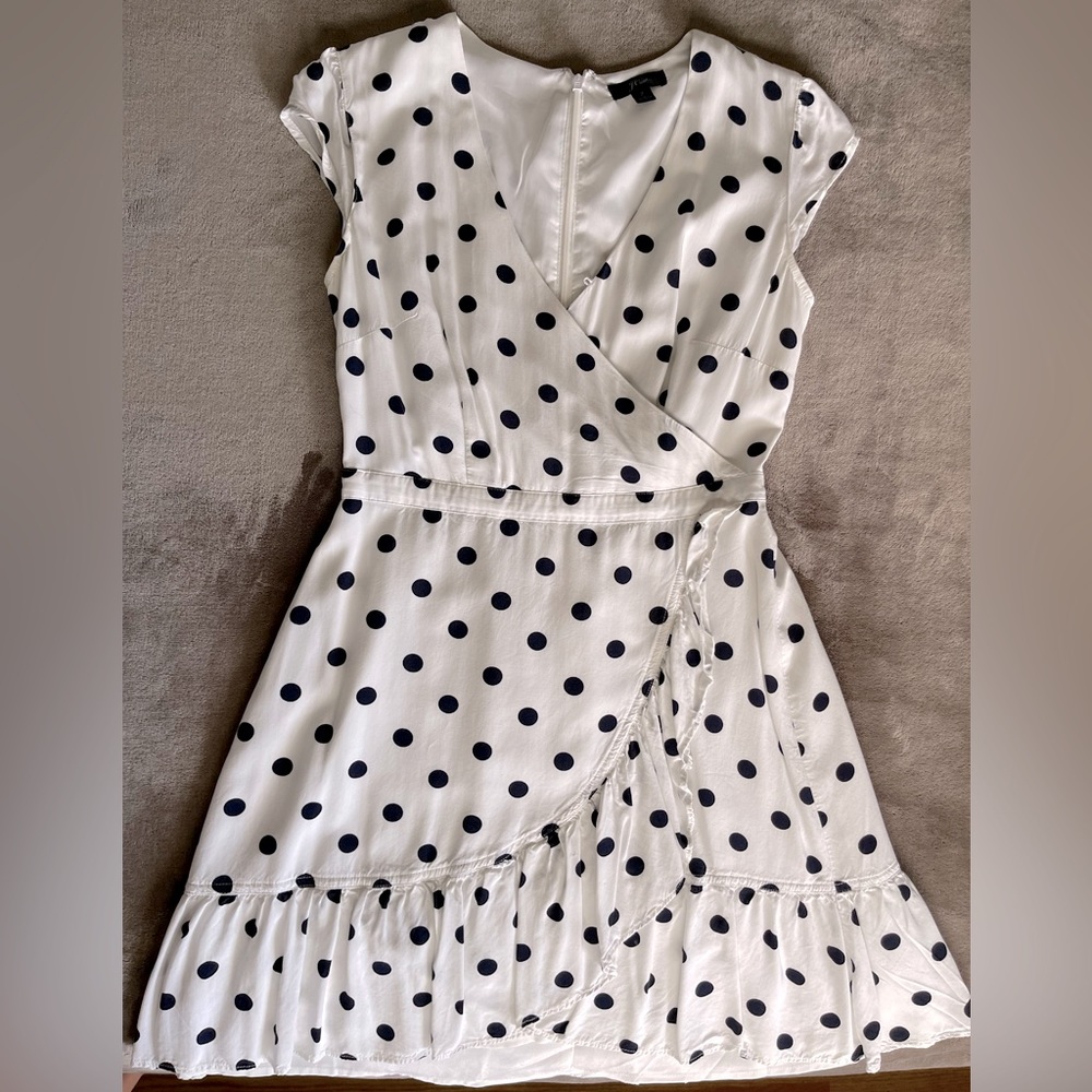 J Crew polka dress 🤍